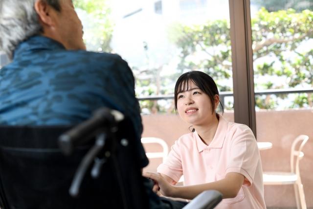 老健での介護業務/日勤のみ/夜勤なし/介護福祉士/北浦和駅5分